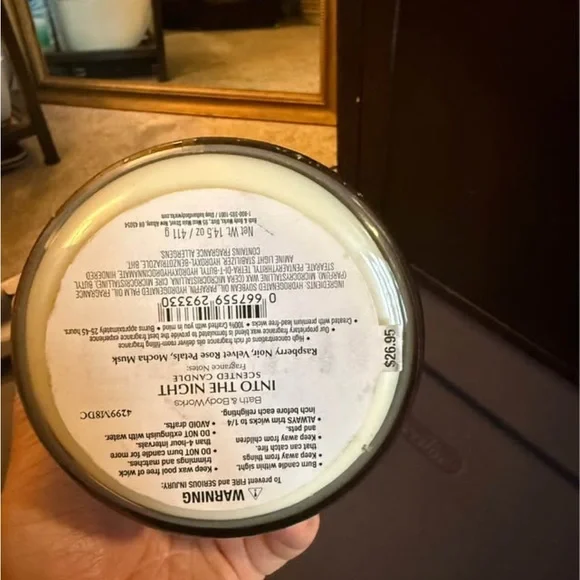 Bath & Body Works Into the Night Candle - Black and Gold - Picture 4 of 4